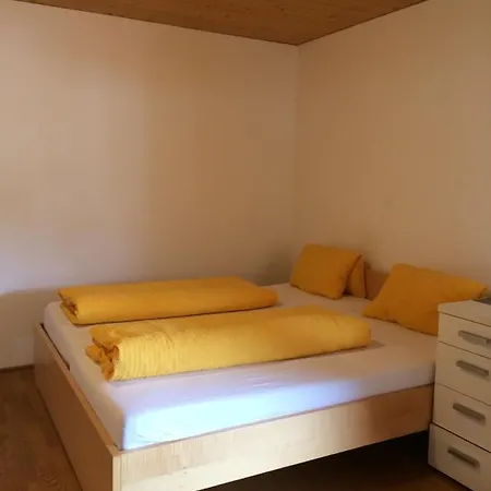 Waeldermetzge Huettenzimmer Und Oda ve Kahvaltı Warth (Vorarlberg)