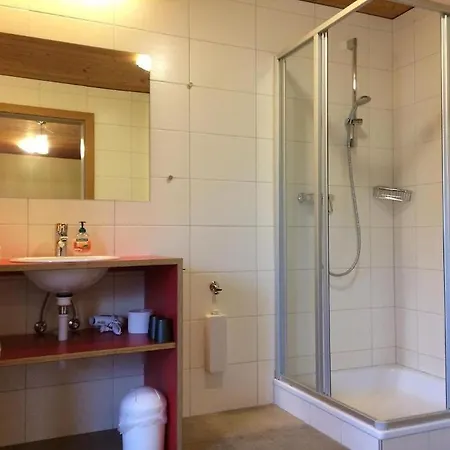 Waeldermetzge Huettenzimmer Und *