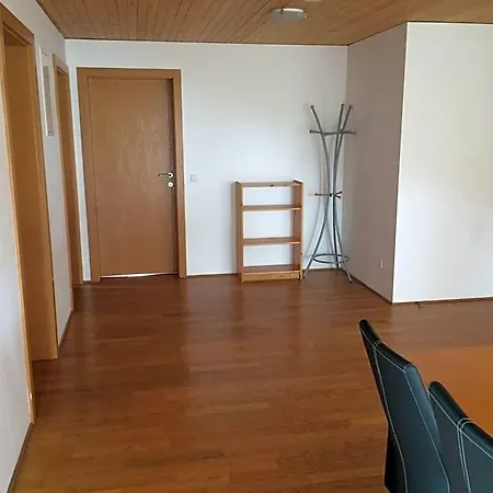 Waeldermetzge Huettenzimmer Und Oda ve Kahvaltı Warth (Vorarlberg)