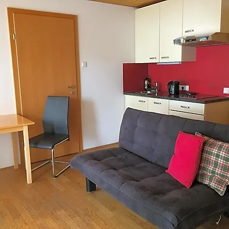 Waeldermetzge Huettenzimmer Und * Warth (Vorarlberg)