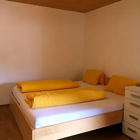 Waeldermetzge Huettenzimmer Und Oda ve Kahvaltı Warth (Vorarlberg)