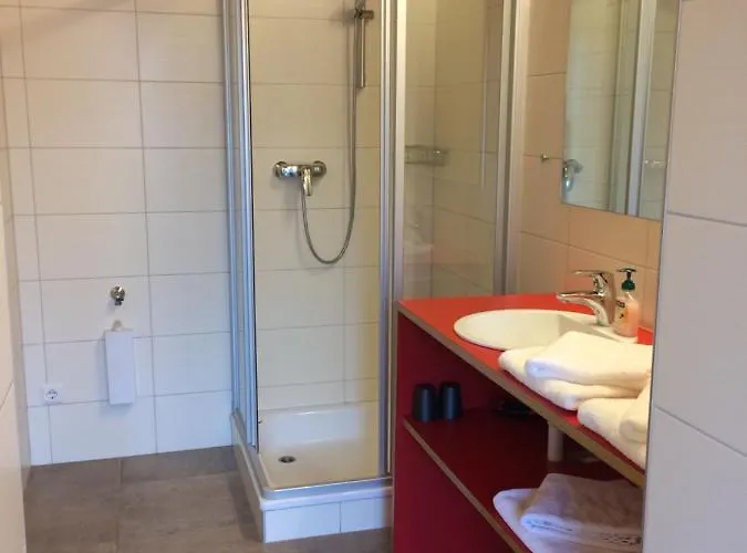 Wäldermetzge Hüttenzimmer Und Frühstückspension Warth (Vorarlberg)