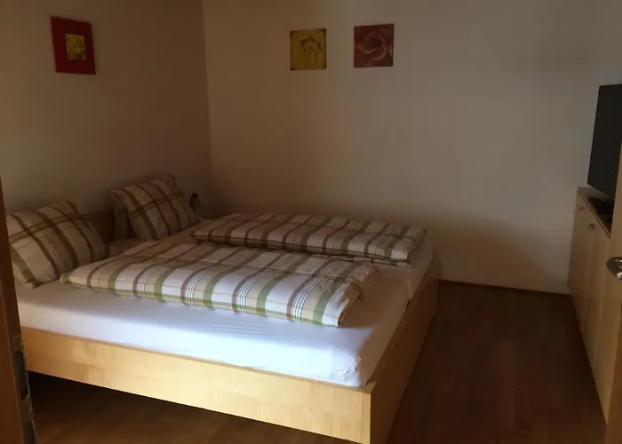 Frühstückspension Wäldermetzge Hüttenzimmer Und *