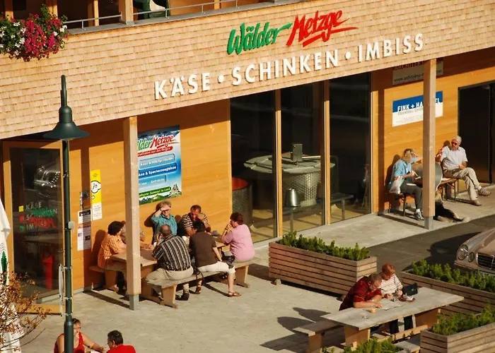 Waeldermetzge Huettenzimmer Und Warth (Vorarlberg)